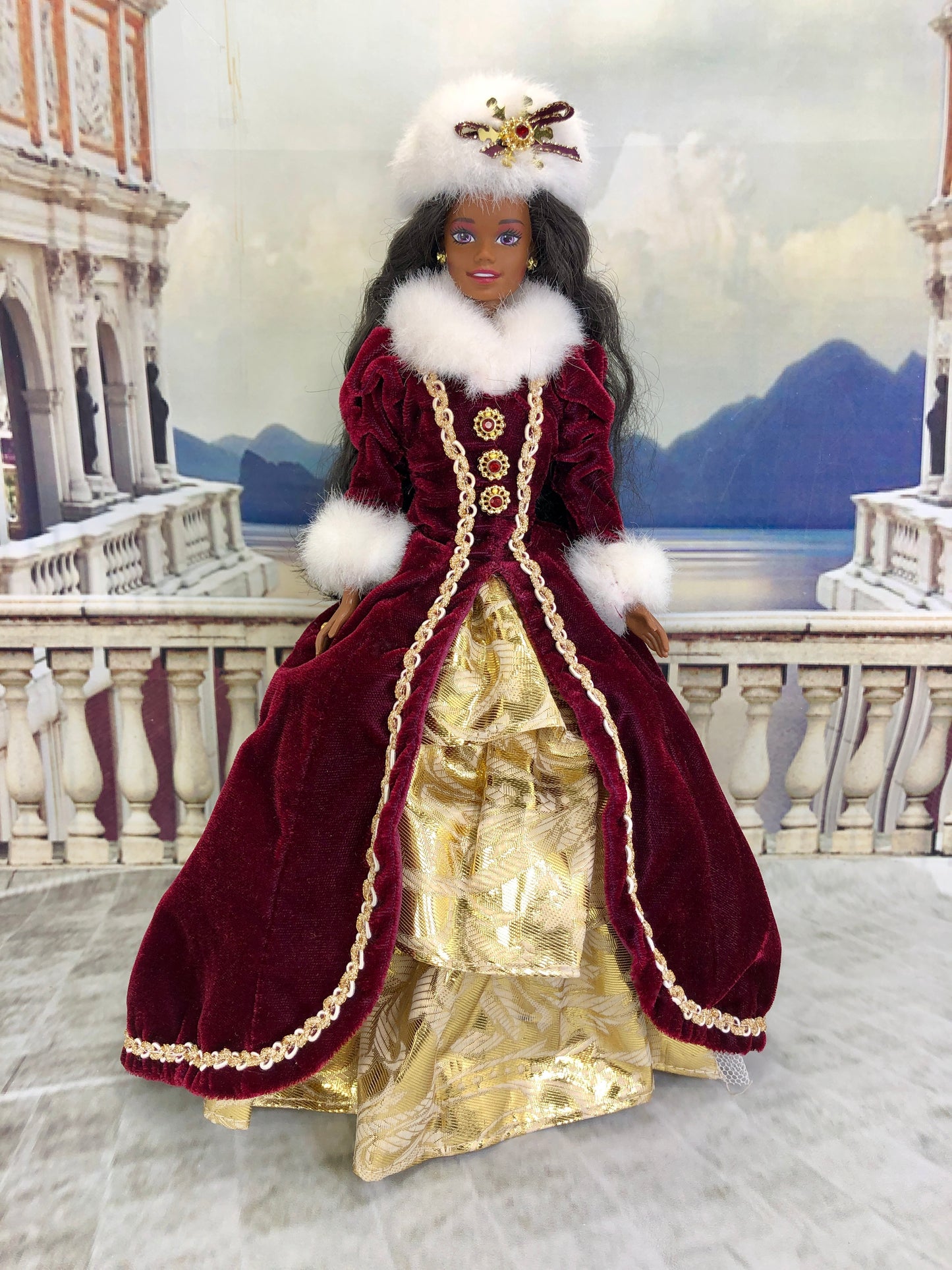 1996 African American Happy Holidays Barbie